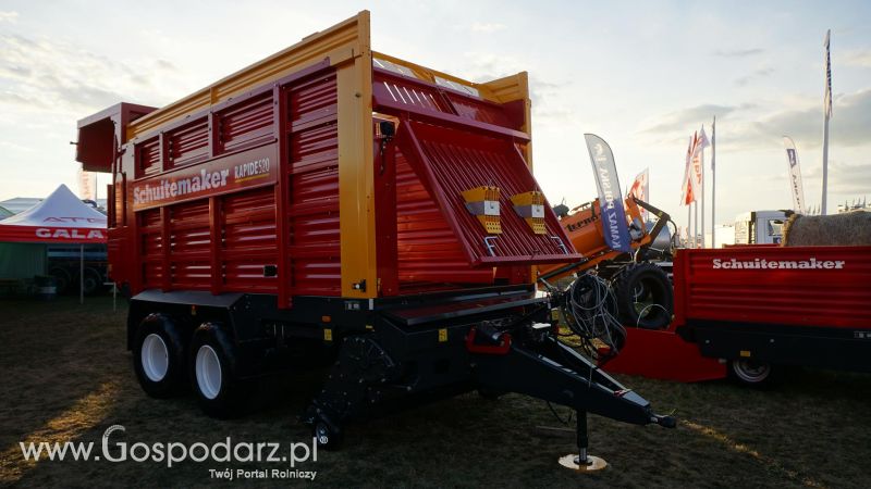 AGRO SHOW o wschodzie słońca