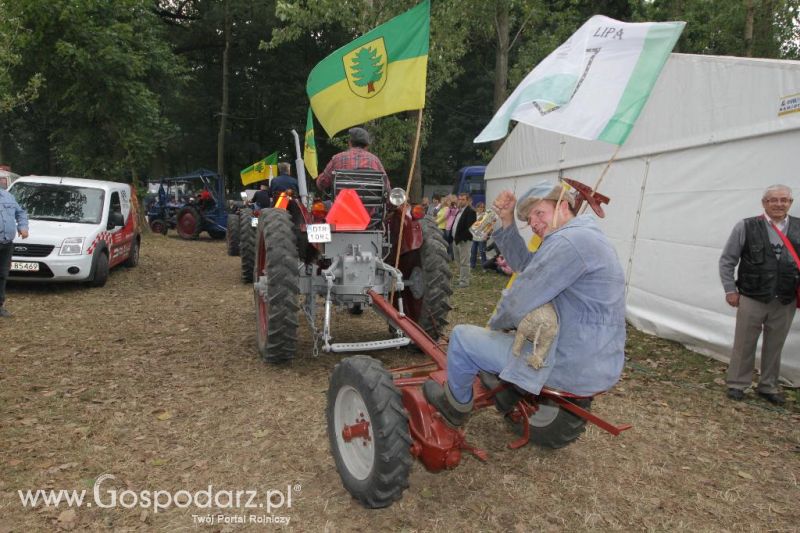 XIII Festiwal Starych Ciągników i Maszyn Rolniczych w Wilkowicach cz.2