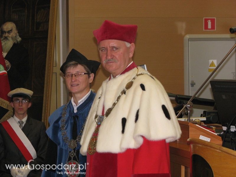 UP Poznań - Uroczystość wręczenia odznaczeń państwowych i uczelnianych oraz dyplomów doktora habilitowanego i promocji doktorskiej