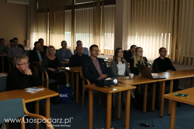 O Ogólnokrajowa konferencja na temat śruty rzepakowej