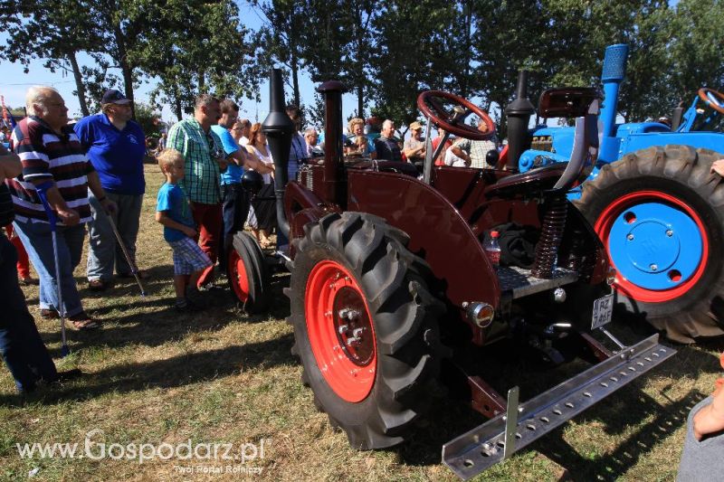 XII Festiwal Starych Ciągników im. Jerzego Samelczaka w Wilkowicach 2013 - niedziela