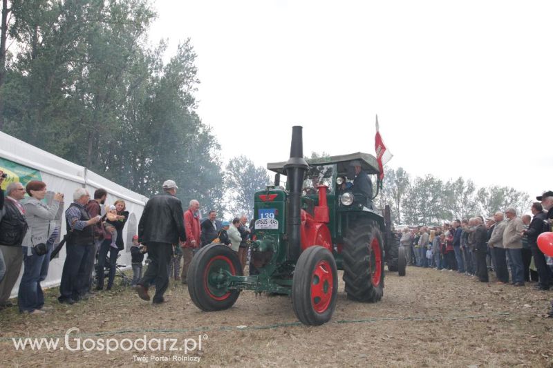 XIII Festiwal Starych Ciągników i Maszyn Rolniczych w Wilkowicach cz.2