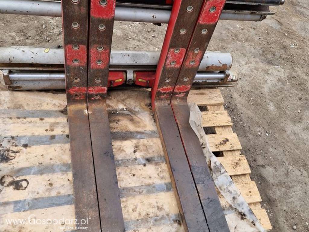 Paletyzer na dwie palety Durwen DPK30C podwójny paletyzer, widły do palet