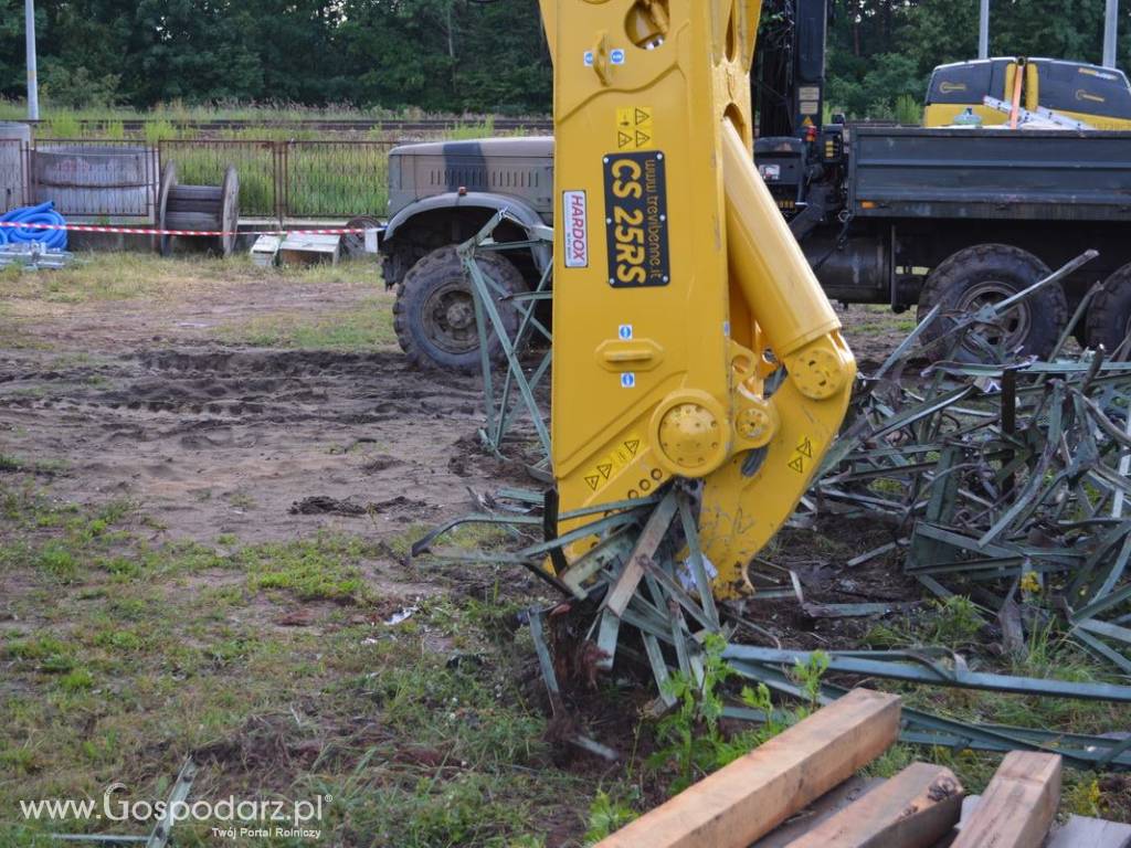 Nożyce do cięcia złomu/stali Trevi Benne CS 25 RS 6