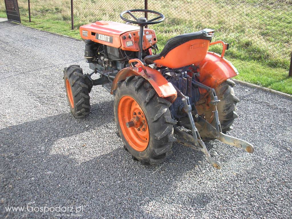 KUBOTA B6000 4