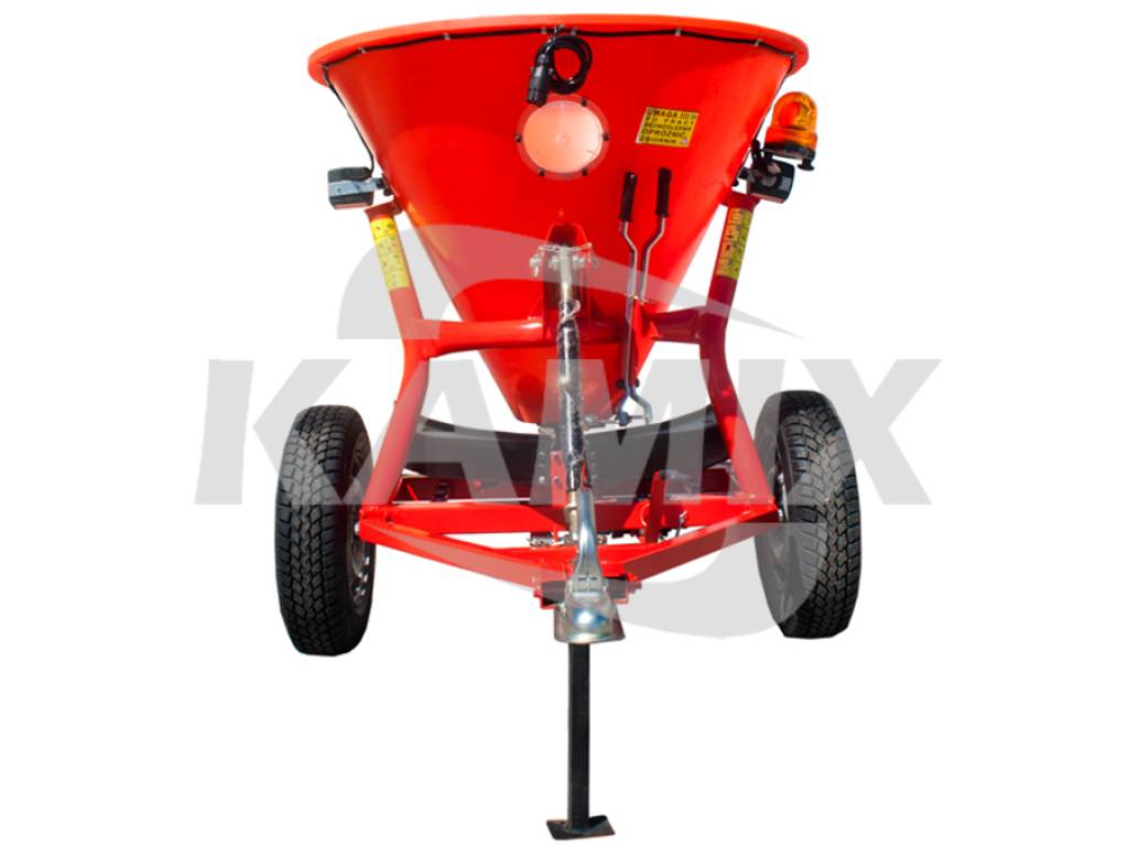 PIASKARKA KOMUNALNA CIĄGNIONA QUAD 200 L 300 L