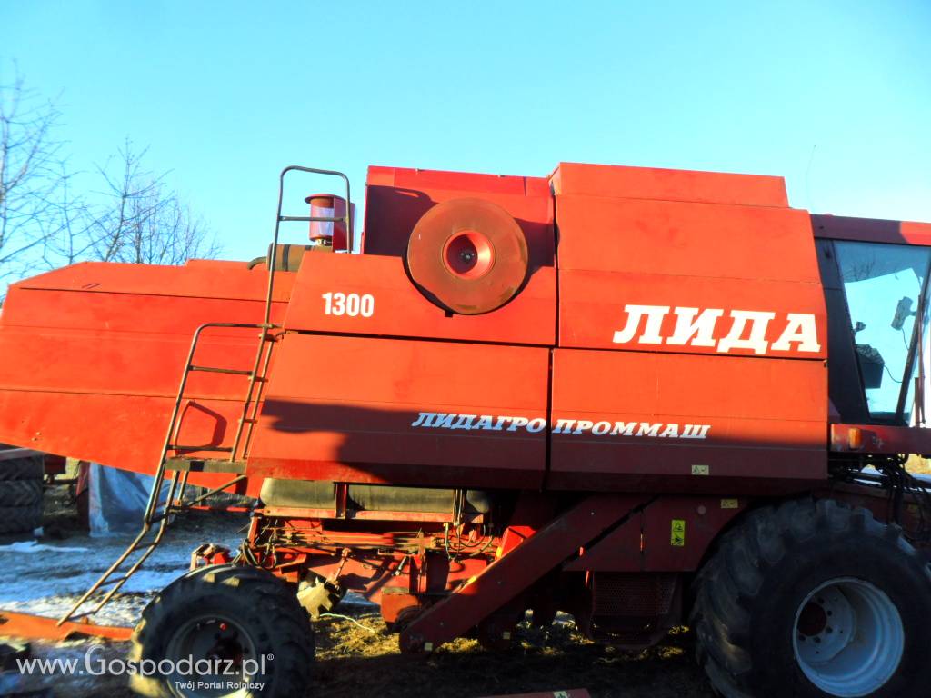 Kombajn zbozowy LIDA-1300