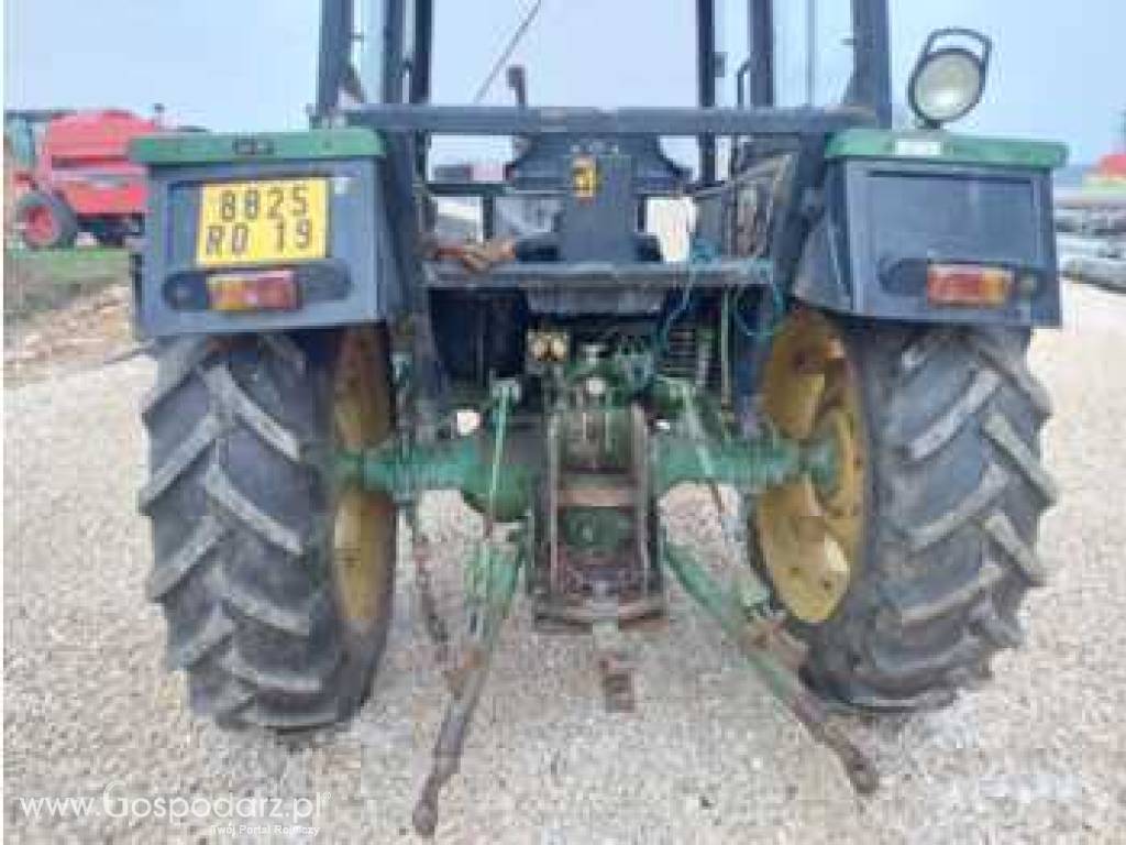 Ciągnik rolniczy John Deere 2030