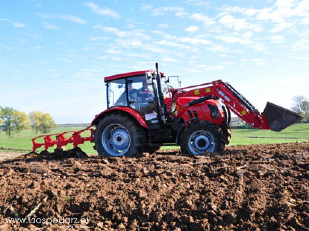 Ciągnik Rolniczy FARMER Seria F2 8248 PE + ładowacz czołowy Metal-Fach GRATIS *Ilość ograniczona. 5