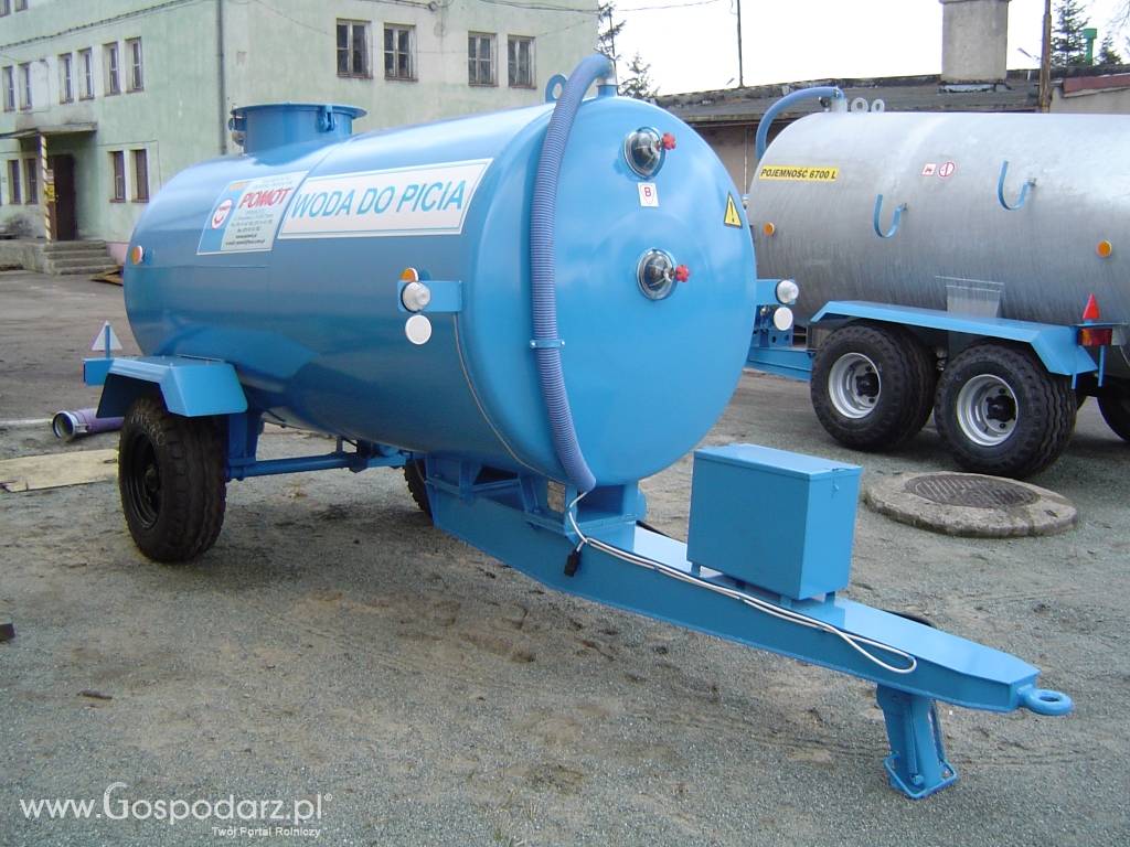 Przyczepa ciągnikowa do przewozu wody pitnej  typ T507/5 - pojemność 4000 litrów