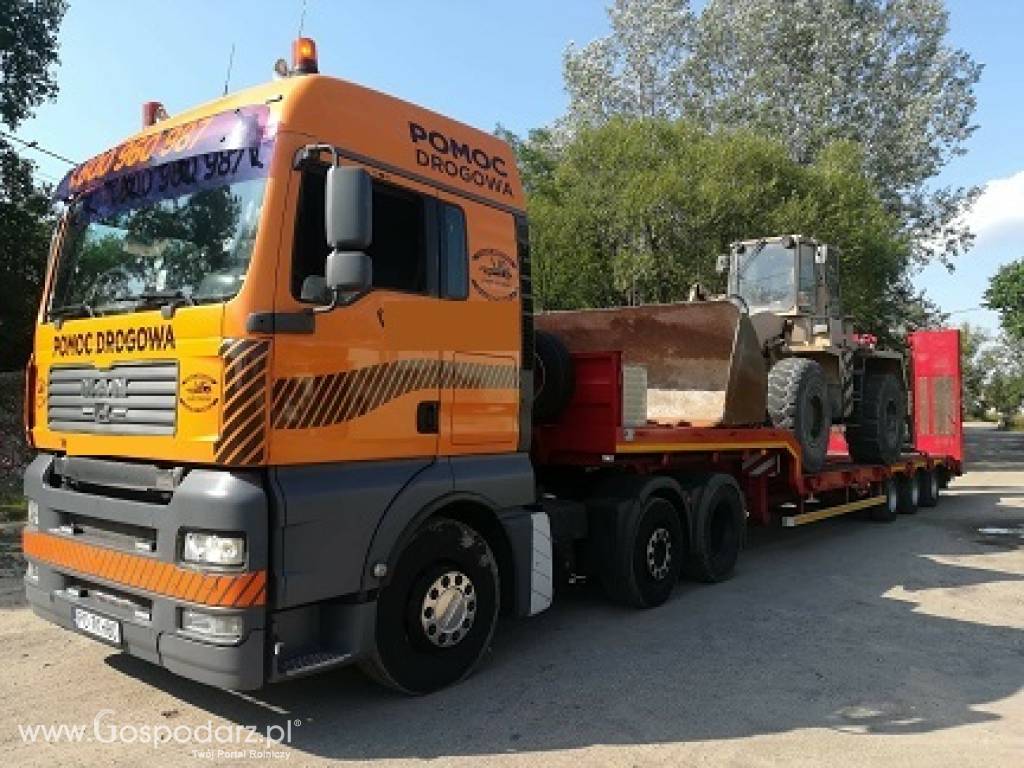 Transport niskopodwoziowy maszyn rolniczych - Poznań 5