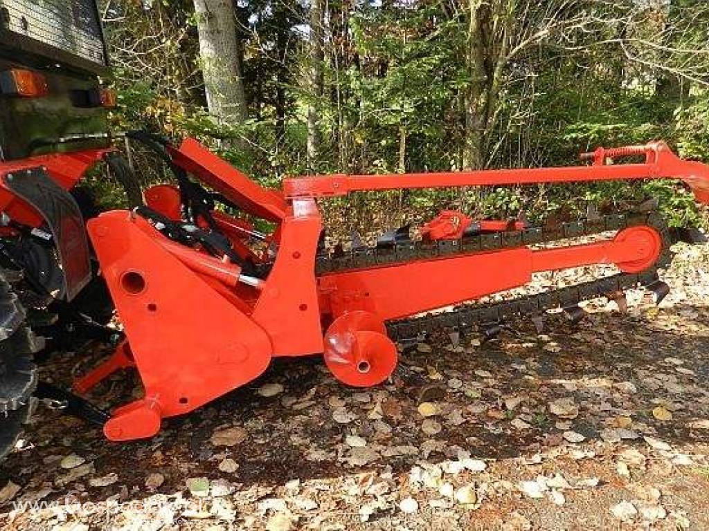 Samobieżna koparka łańcuchowa  z zasypywarką zabudowana na ciągniku wolnobieżnym 50km 4x4 4