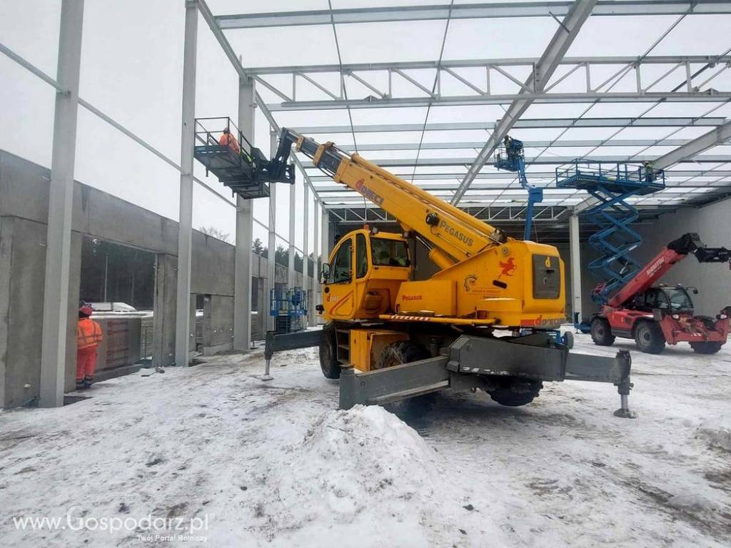 Wynajem ładowarek teleskopowych - ładowarki teleskopowe Merlo Manitou Dieci 9