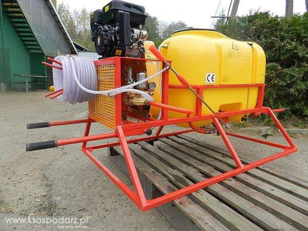 Przenośny opryskiwacz spalinowy, napęd z silnika o mocy 6.5 KM, POLECAMY DLA FIRM KOMUNALNYCH