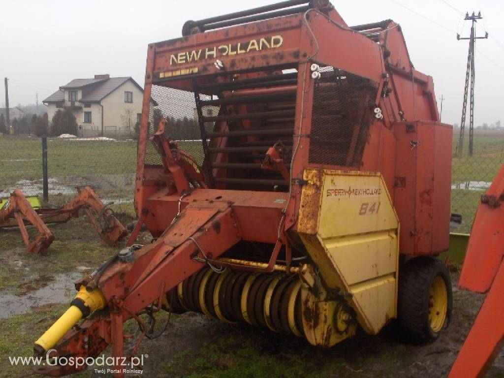 Prasa rolująca New Holland 3