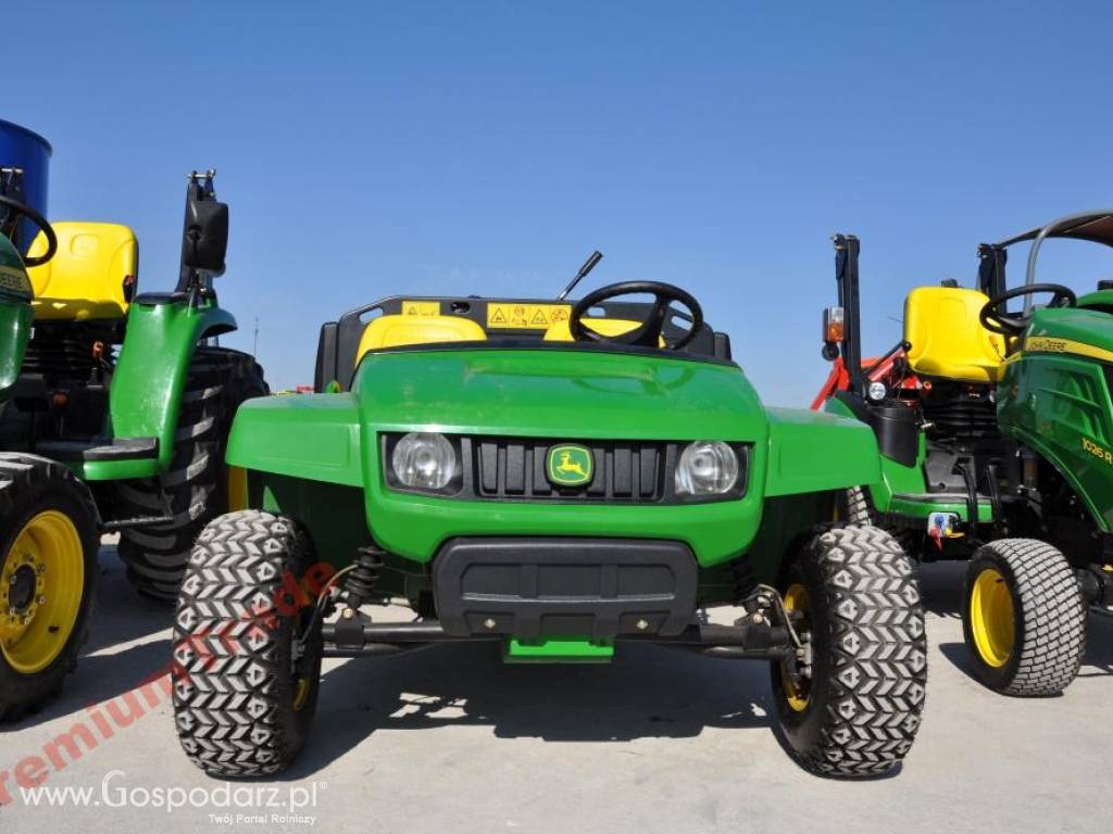 DEALER John Deere POJAZD Gator TX 4x2 17KM 32km/h 3