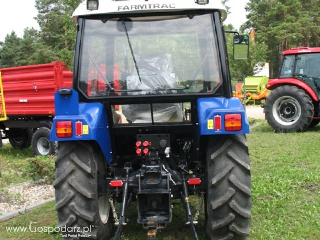 FABRYCZNIE NOWY CIĄGNIK ROLNICZY FARMTRAC 555DT 5