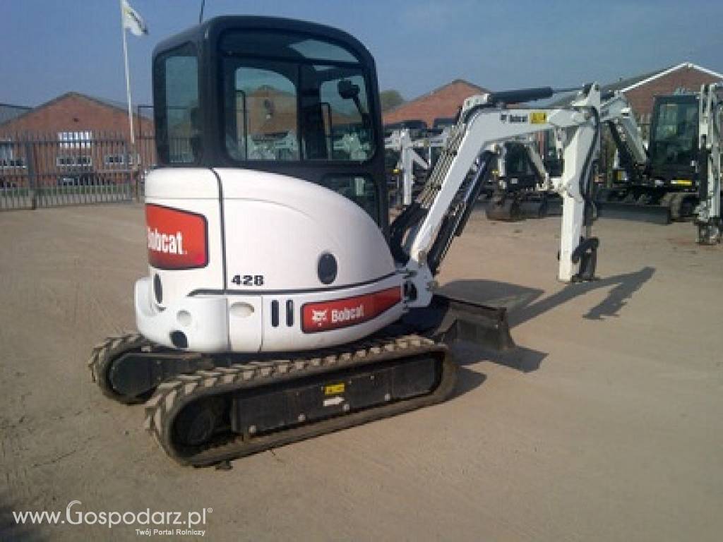 2011 BOBCAT 428