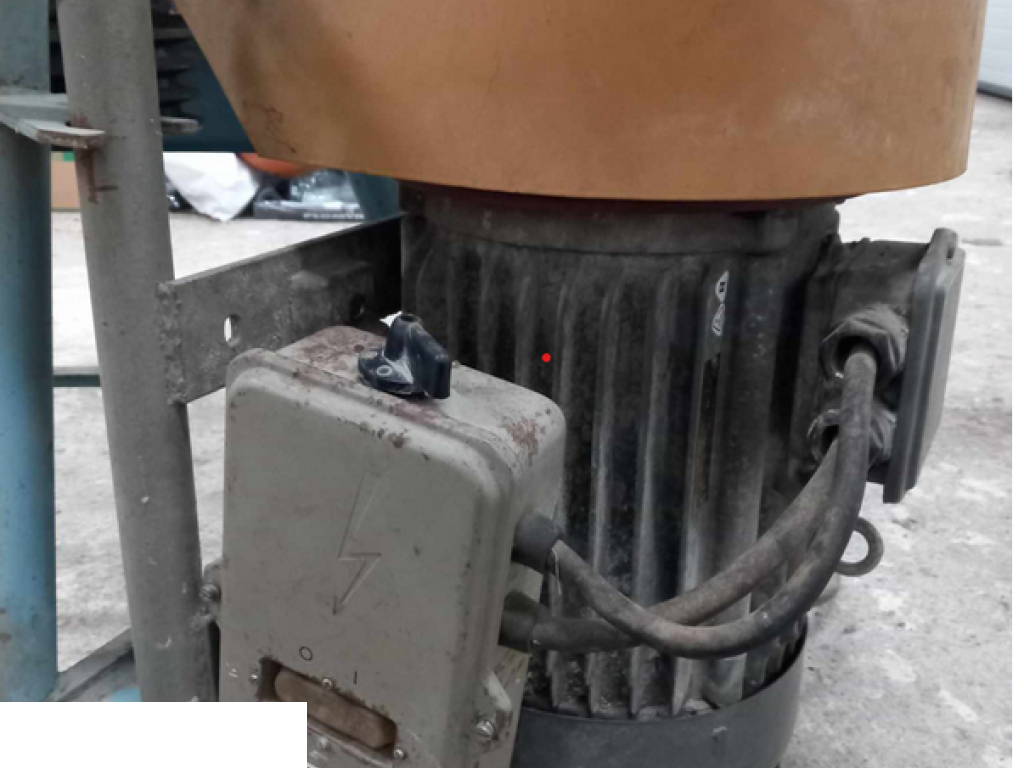 Rozdrabniacz Śrutownik Bąk silnik 7,5 KW - sprzedam 7
