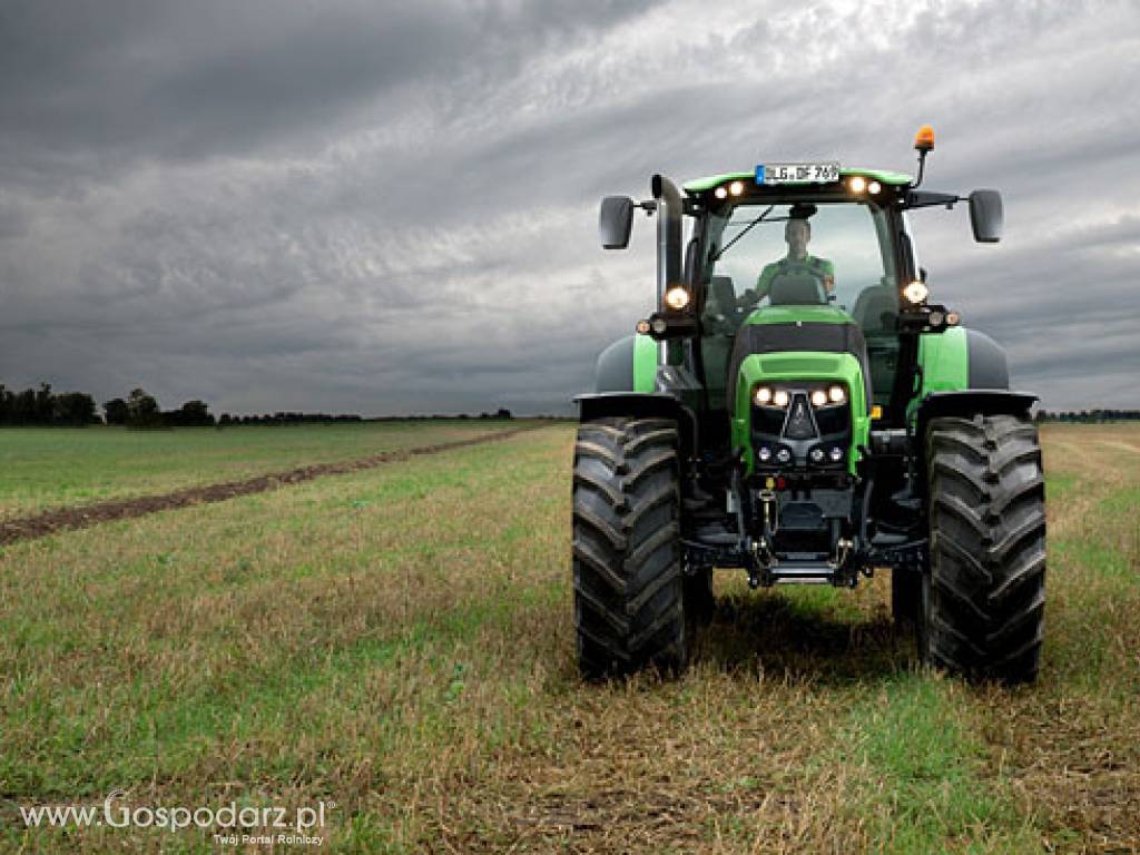 DEUTZ-FAHR - ciągniki, ładowarki teleskopowe, kombajny 5