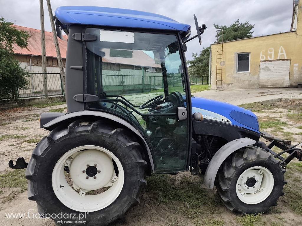 Sprzedam ciągnik rolniczy New Holland T3040