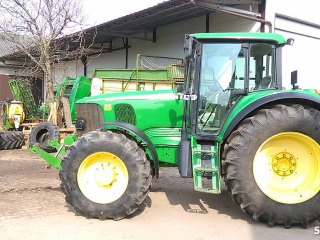 Ciągnik John Deere 4