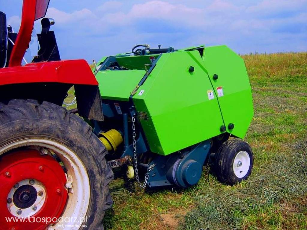 MINI PRASA ZWIJAJĄCA do siana, sianokiszonki, słony. Moc ciągnika 25-35 KM