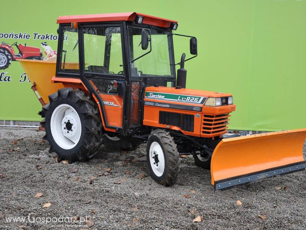 Traktorek komunalny Kubota L1R26 4x4 - kabina, pług