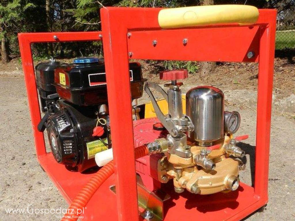 OPRYSKIWACZ SPALINOWY PRZENOŚNY,  moduł napędowy silnik + pompa 5