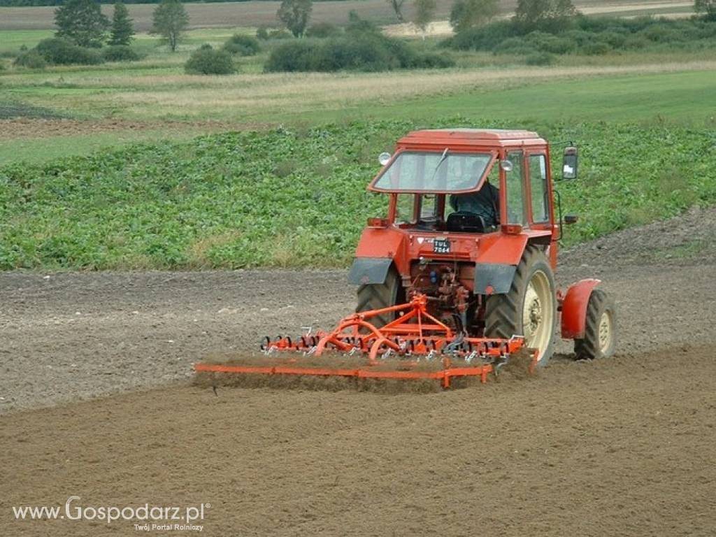 Agregaty uprawowe z wałem przednim - U755/W 5