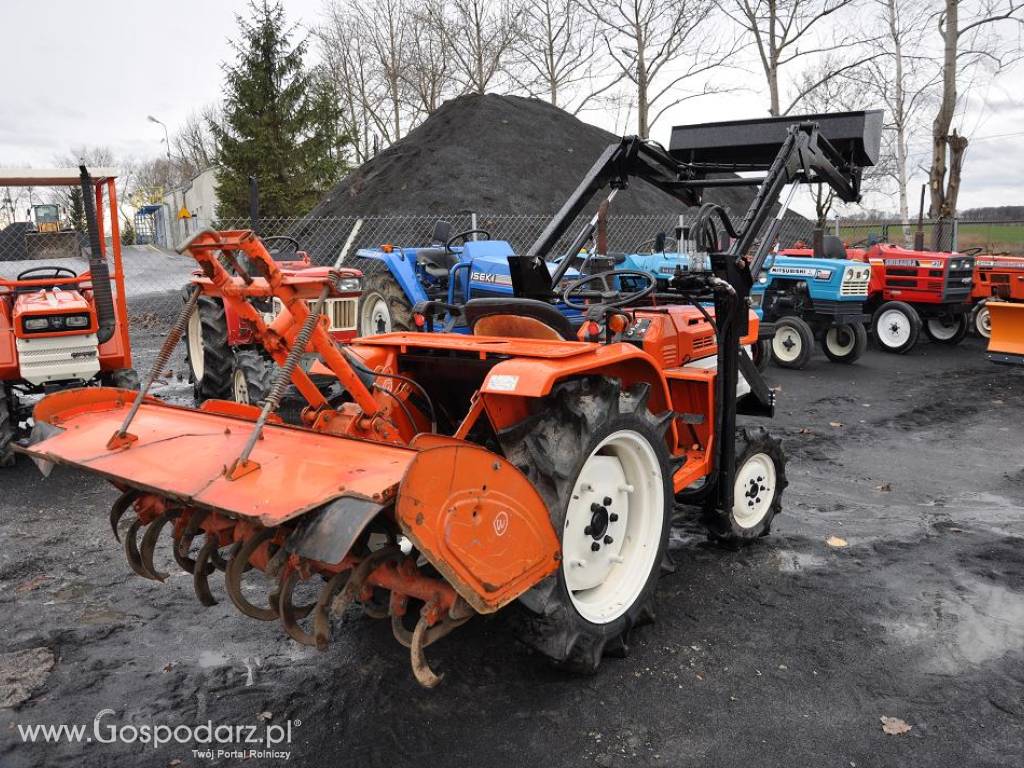 Traktorek Kubota B1600D 4x4 TUR, Ładowacz czołowy 5