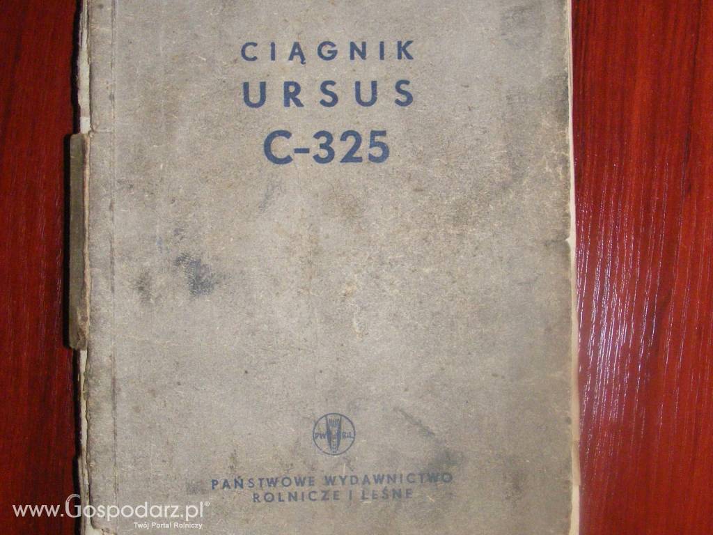 Ursus C 325 zabytek , przyczepka gratis 9