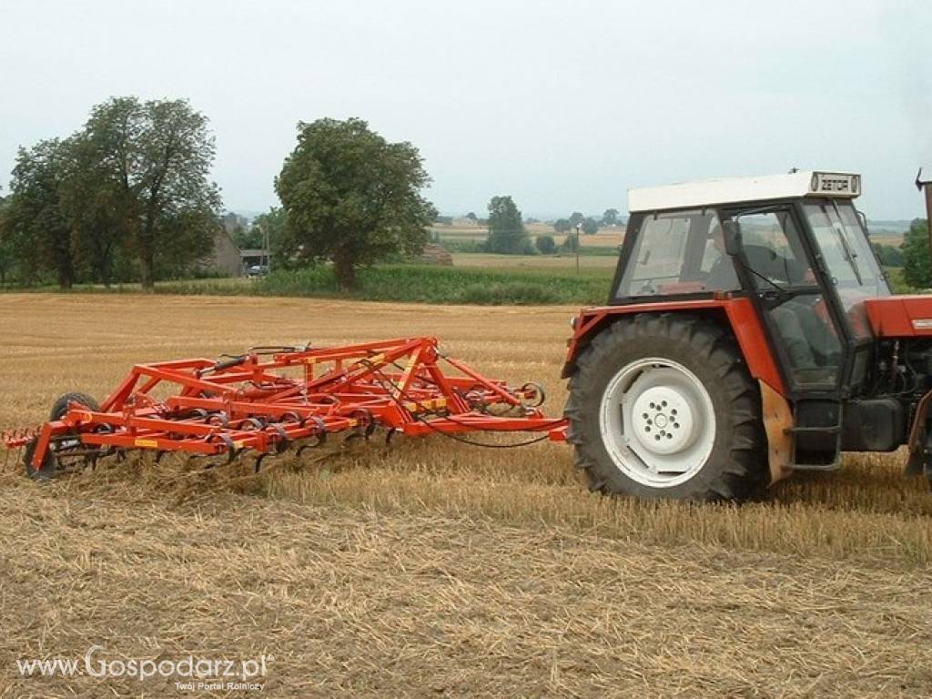 METEOR półzawieszany - agregat uniwersalny ścierniskowo przedsiewny U580 7