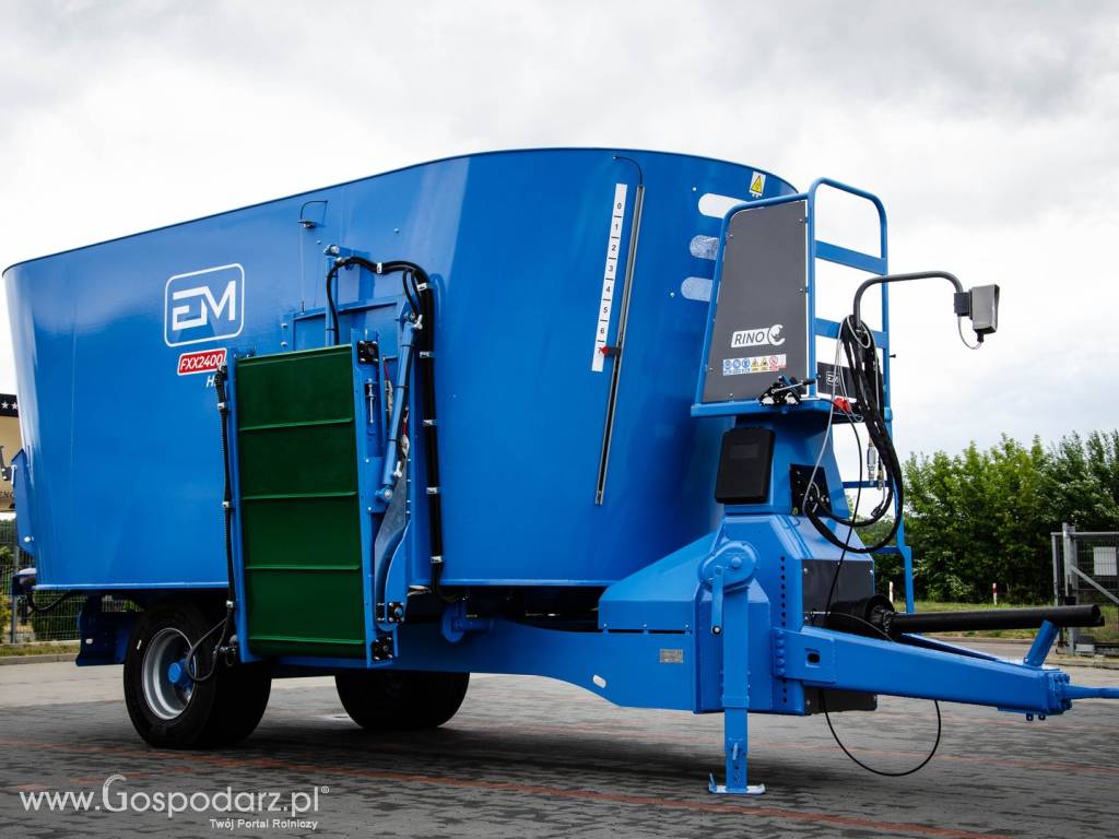 Wóz paszowy RINO FXX HD EUROMILK