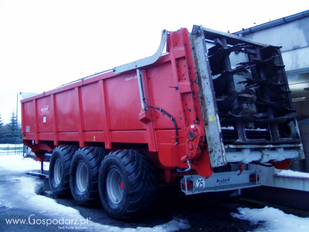 Rozrzutnik obornika Brochard Dragon BG 320- 100 EV 27 TON Brochard Dragon BG 320- 100 EV 27 TON