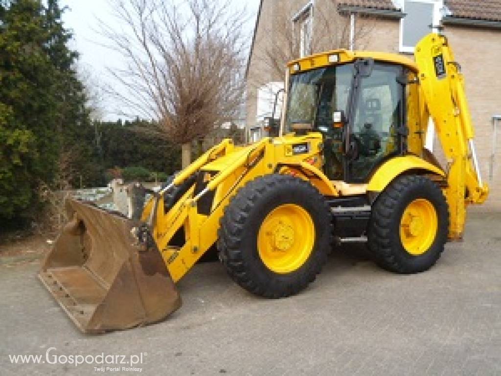 JCB 4CX