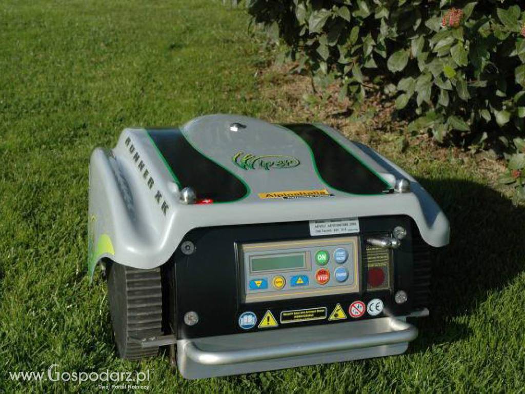 Kosiarka robot Wiper Runner XK przeznaczenie: max 3000m2, wys. koszenia: 20-56mm, czas pracy: do 3,0h