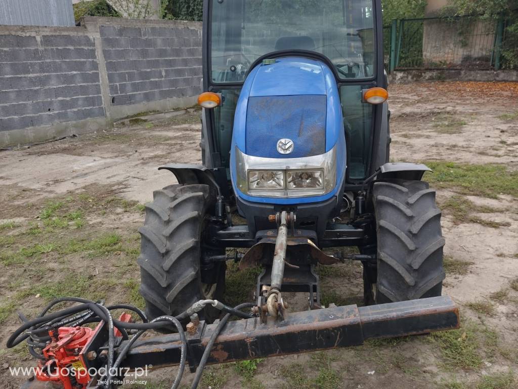 Sprzedam ciągnik rolniczy New Holland T3040 3