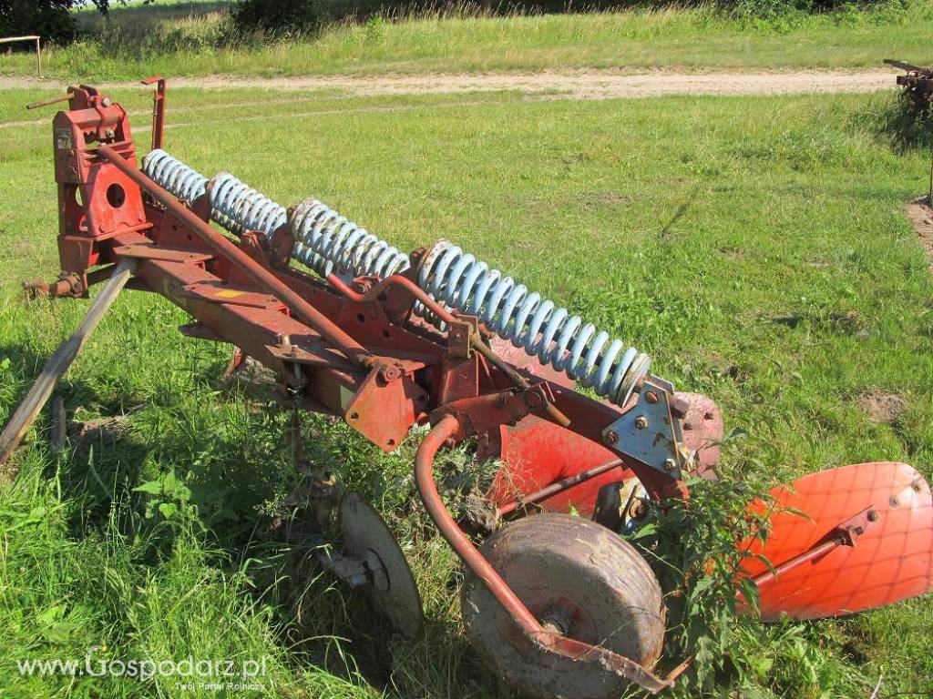 SPRZEDAM PŁUG BRIX 4 SKIBY NA SPRĘZYNIE 4