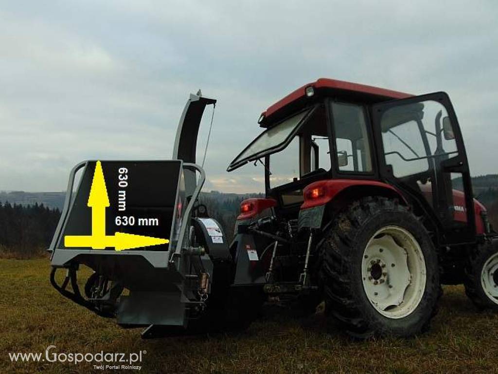 Rębak tarczowy o wzmocnionej konstrukcji JANSEN 92RS. Cztery noże tnące + dwa wałki pobierające materiał napędzane hydraulicznie. 3