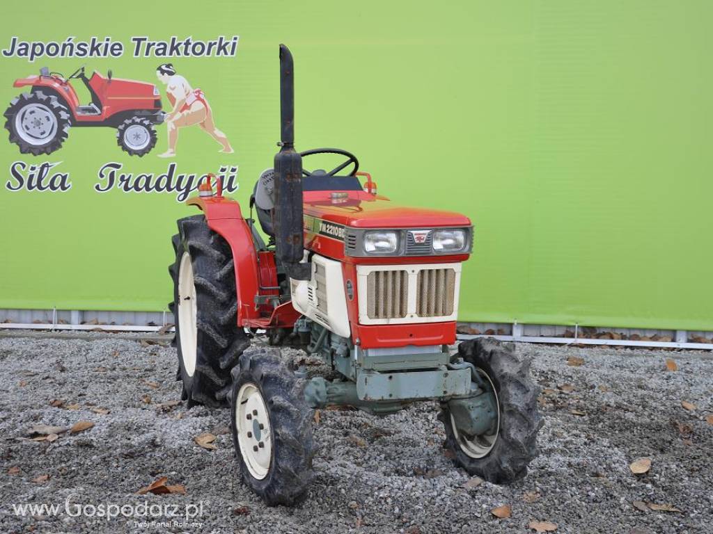 Traktorek Yanmar YM2210BD 4x4