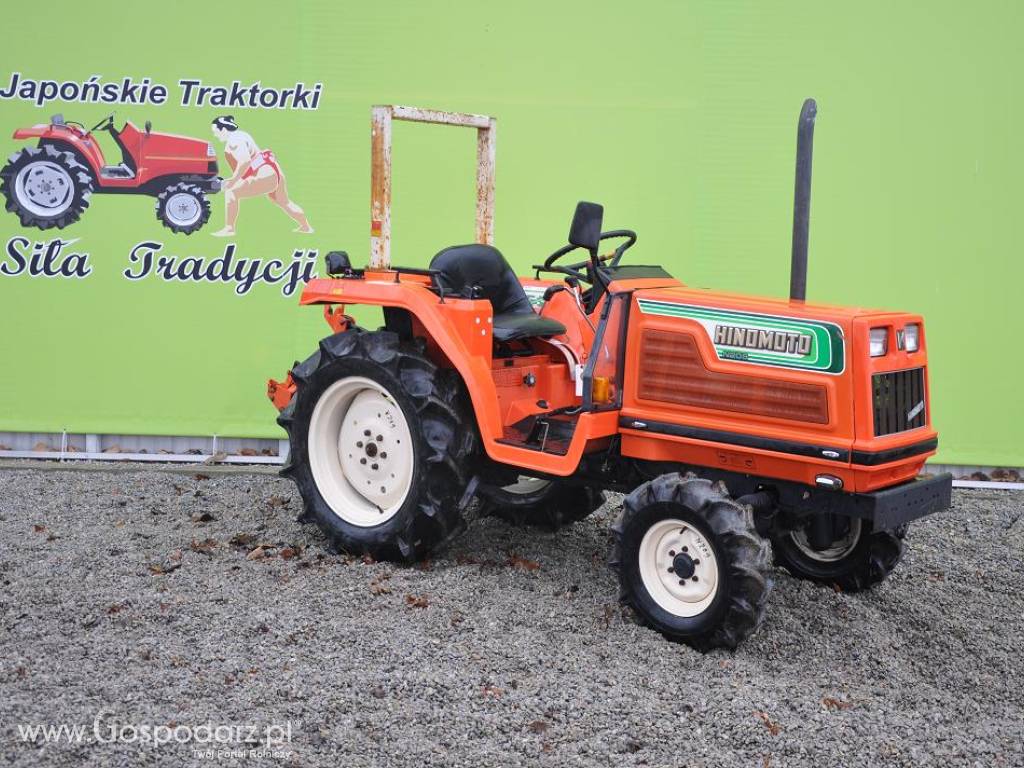 Traktorek Hinomoto N209D 4x4