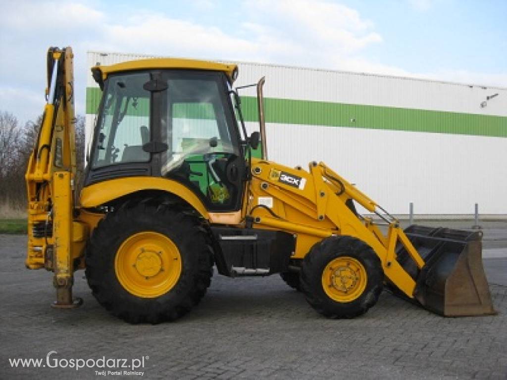 JCB-3CX 8