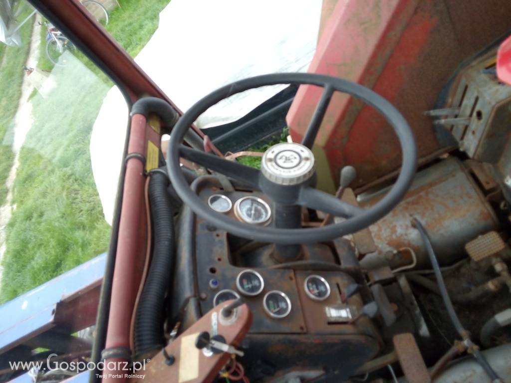 Ciągnik traktor Massey Ferguson 1080 5