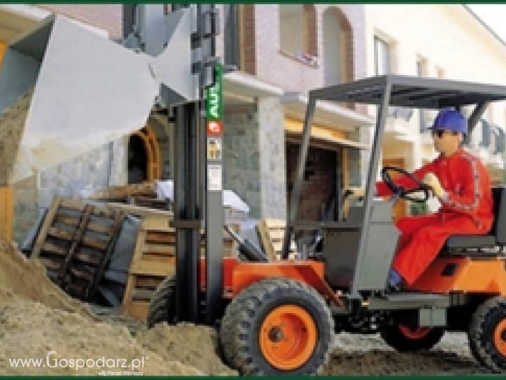 Ausa Forklift Line - terenowy wózek widłowy do 1300 kg