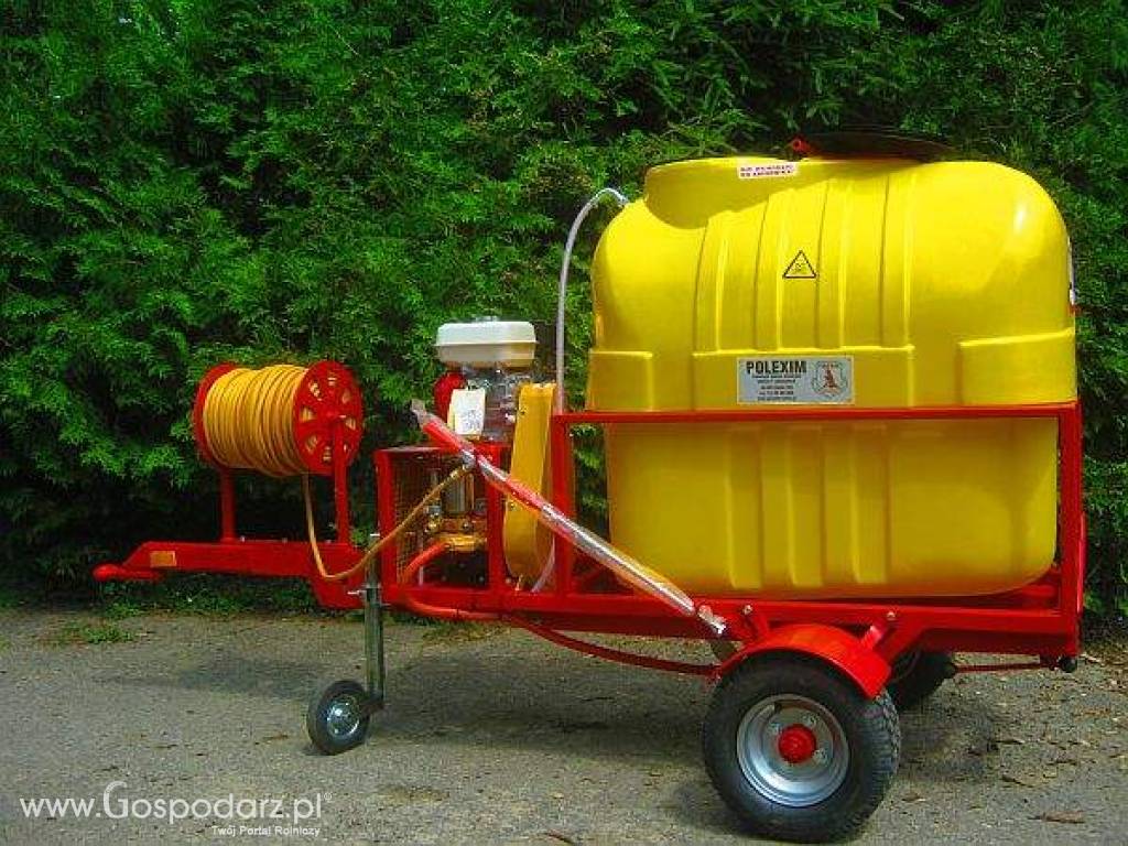 OPRYSKIWACZ SPALINOWY DO WóZKóW WIDŁOWYCH, 400L
