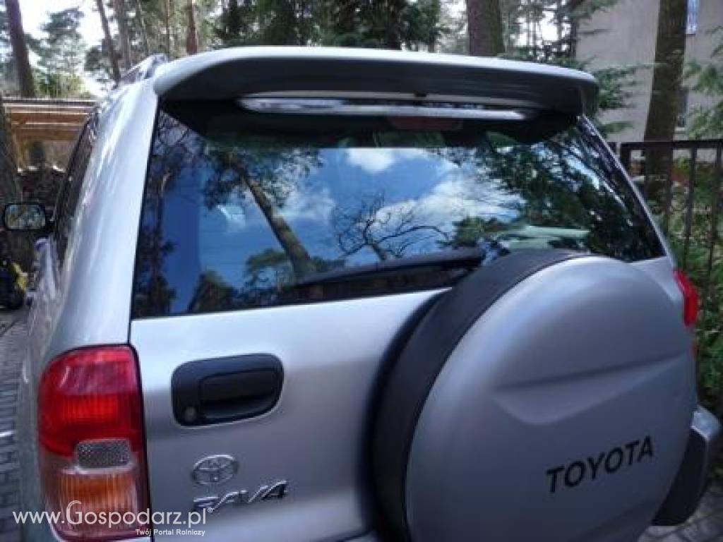 Samochód 4X4 Toyota RAV 4 2,0 VVTi 150 KM 8