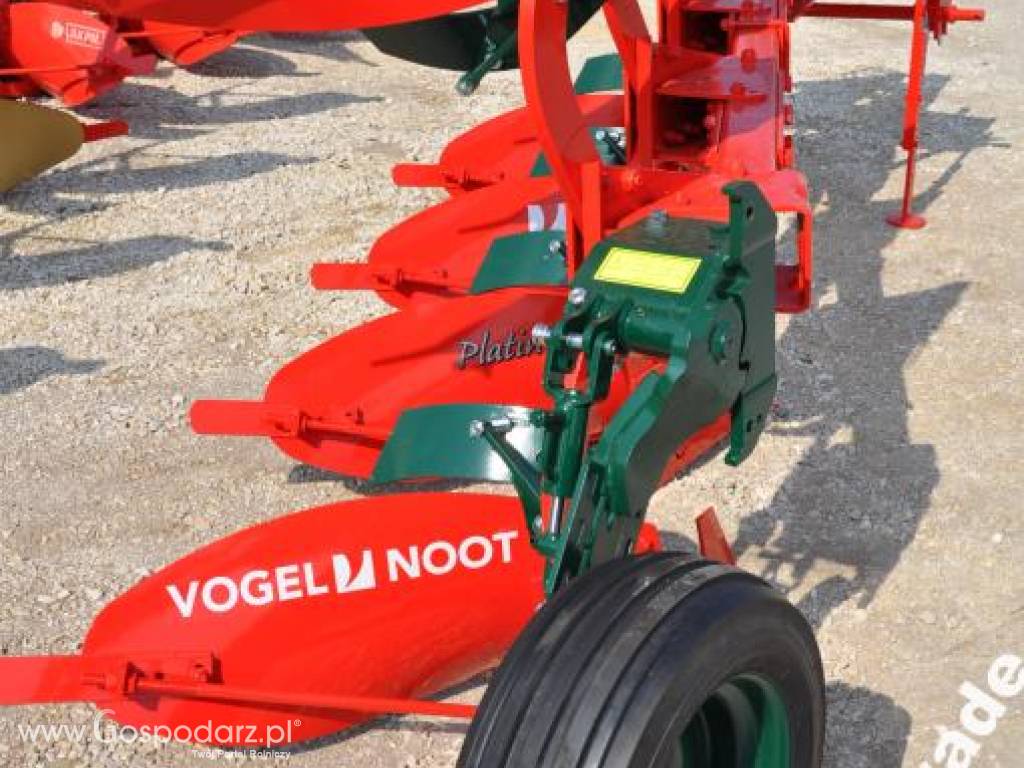 NOWY PŁUG OBRACALNY OBROTOWY s3+1 VOGEL NOOT Pługi 5