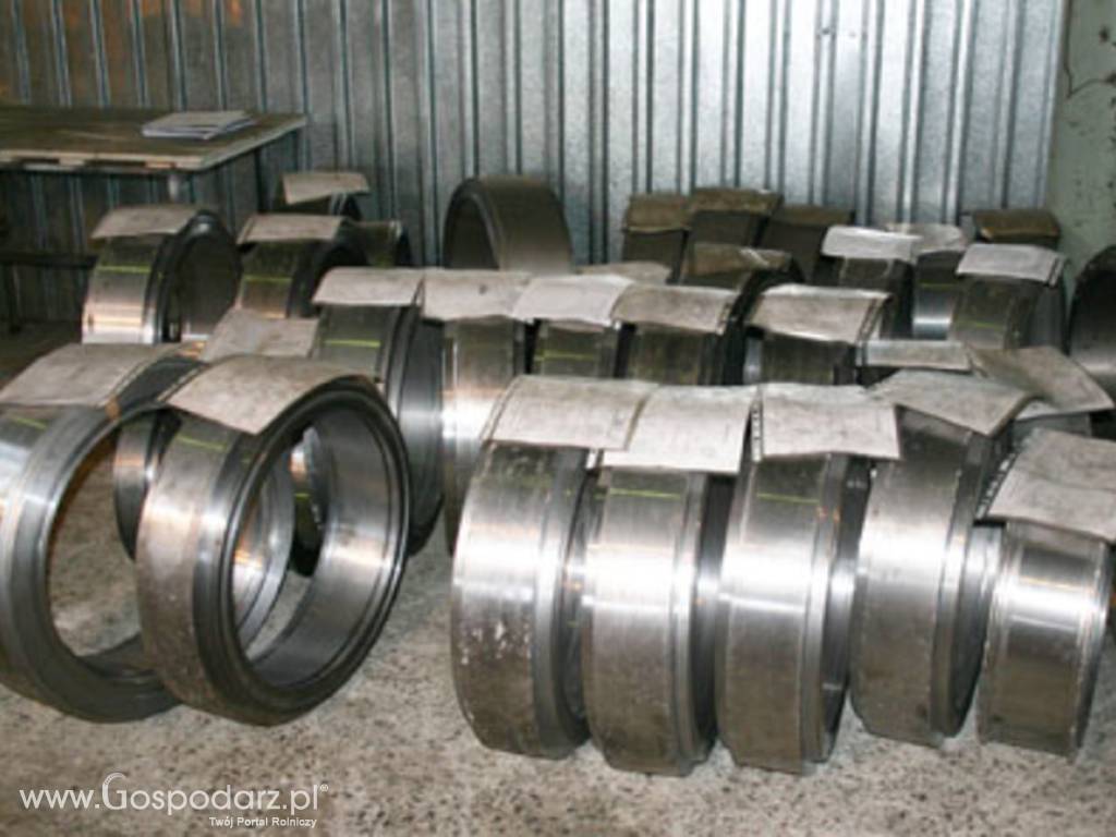 Produkcja matryc pierścieniowych do granulatorów 8