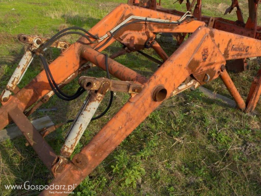 Ładowacz czołowy Rama 3